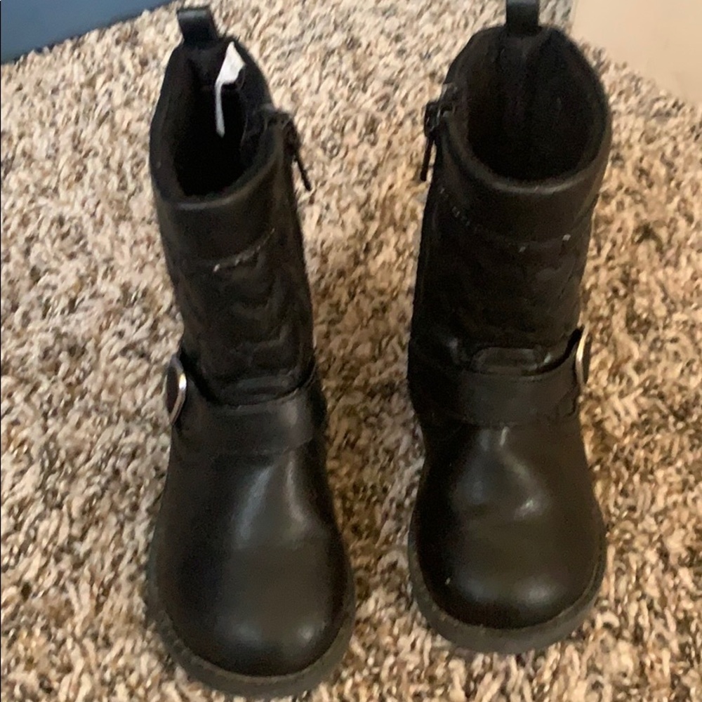 Black boots